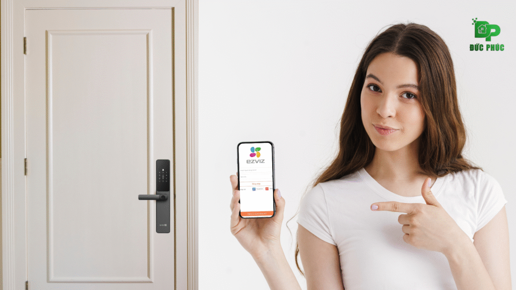 khóa điều khiển từ xa bằng điện thoại